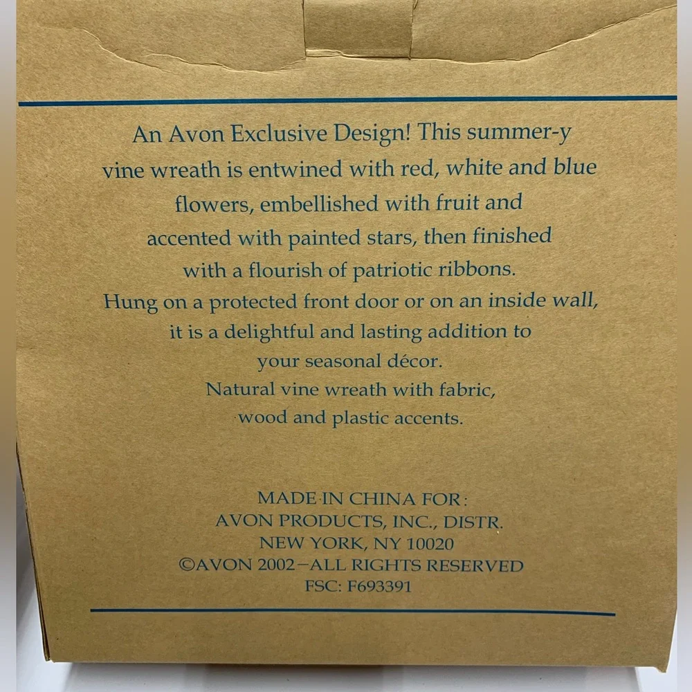 Vintage Avon Gift Collection Americana Patriotic Wreath NIB HTF 2002